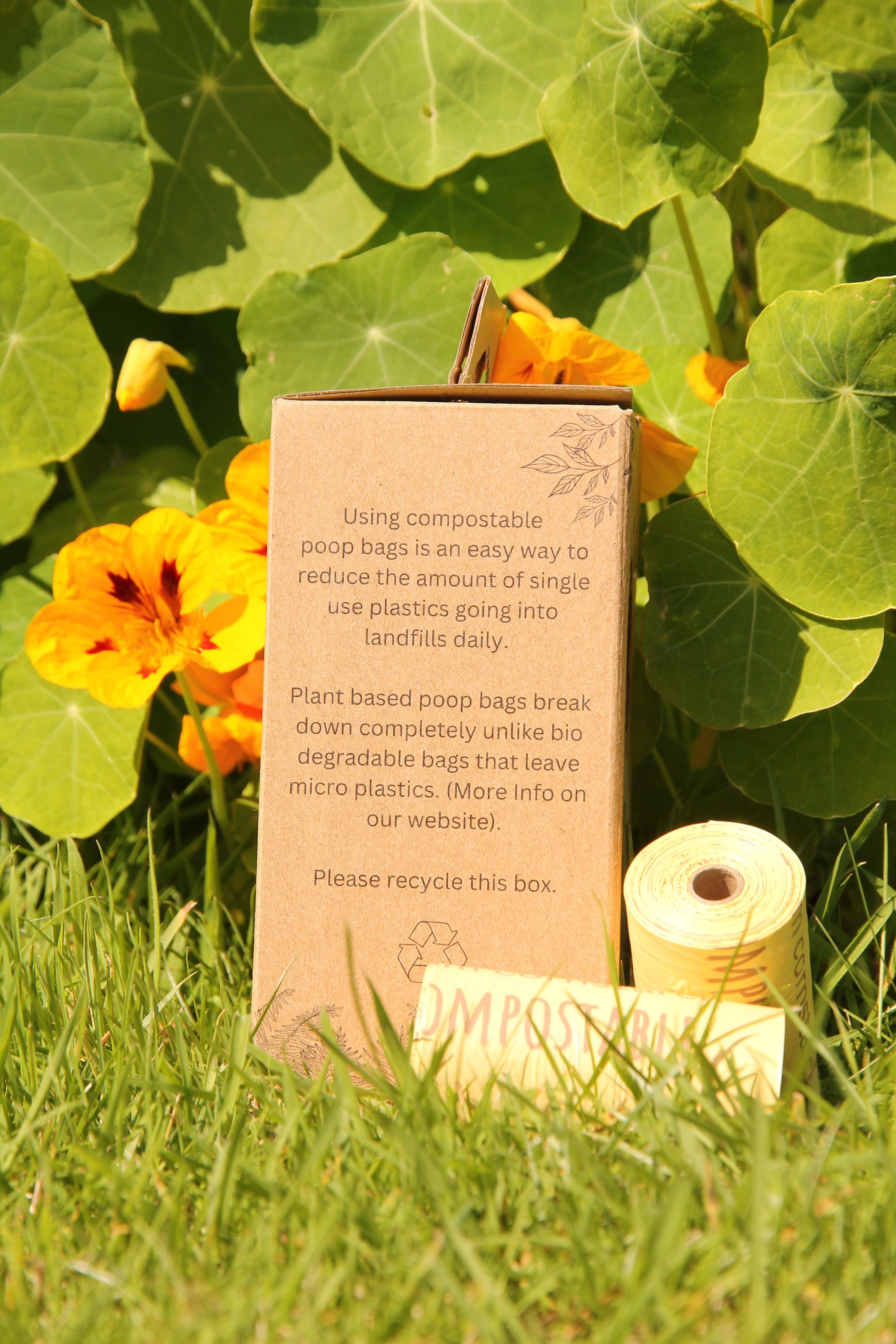 100% Compostable Poop Bags